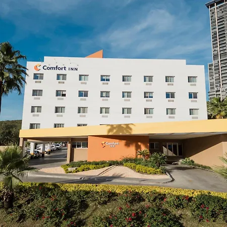 Comfort Inn Monterrey Valle